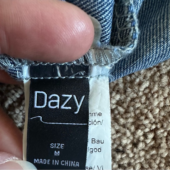 Dazy Denim Button-Up Front Dress - Size Medium - Picture 8 of 9